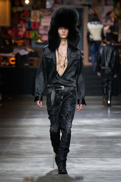 Look 51